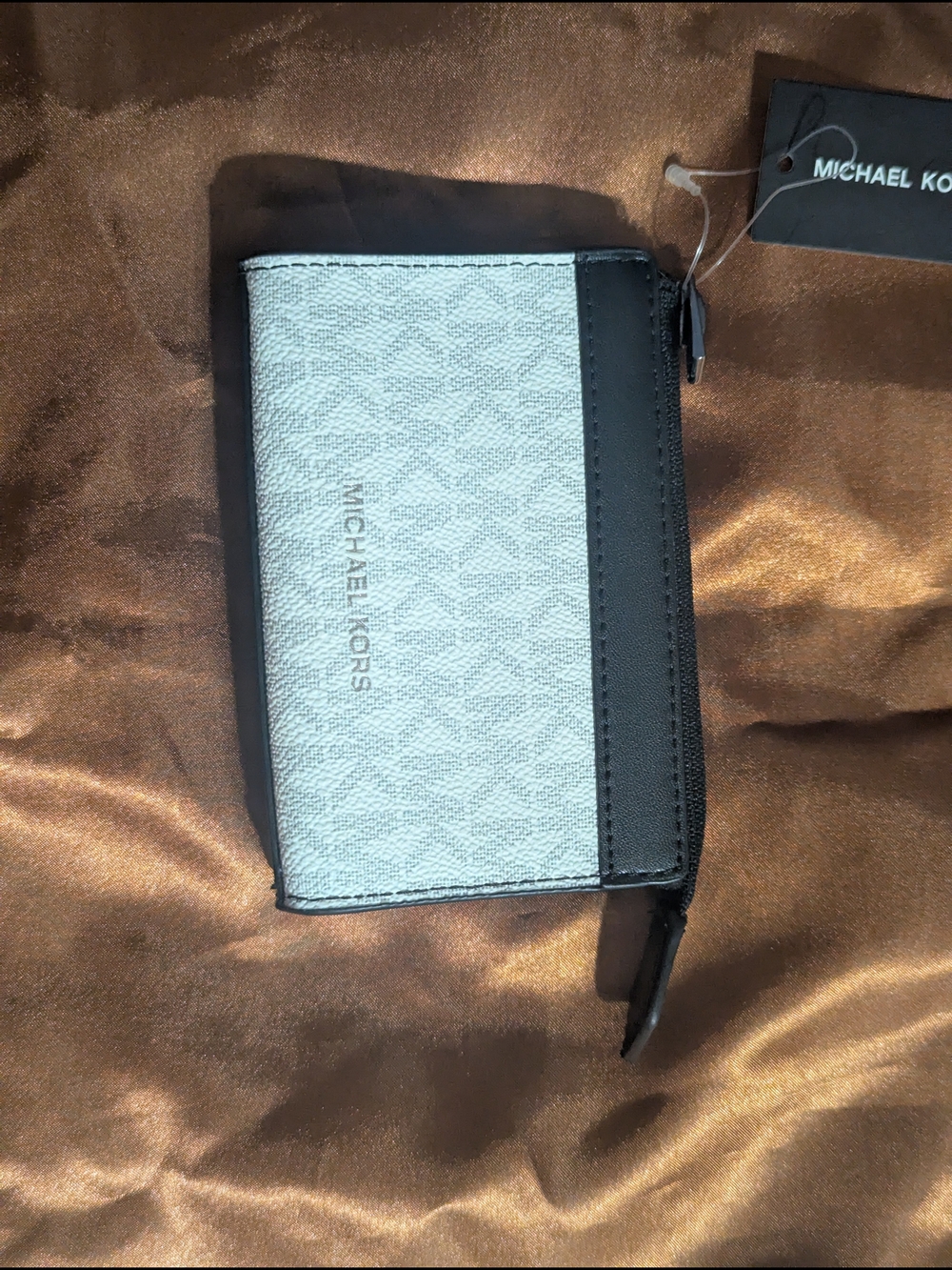 Michael Kors Light Gray and Black Zip Card Holder